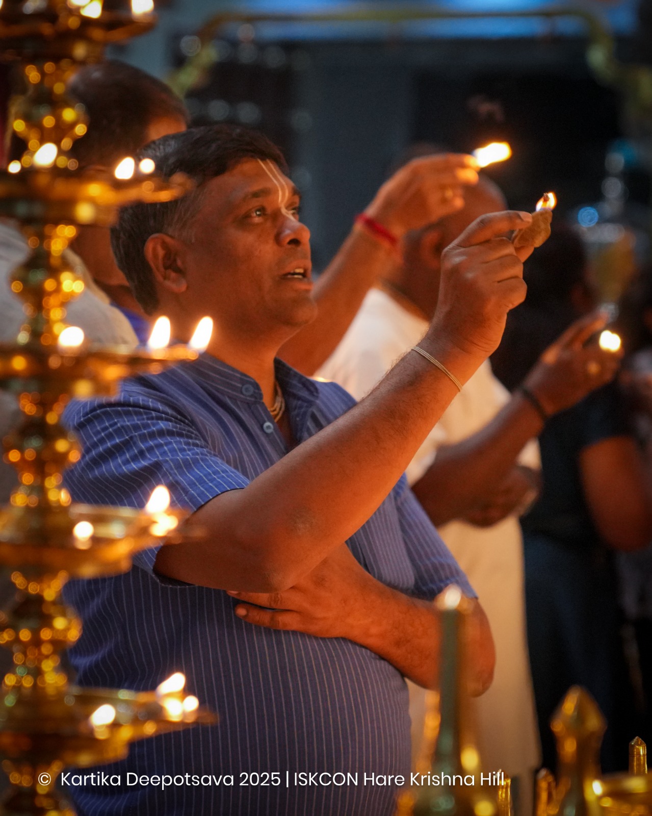 Public Offering Arati at Kartika Deepotsava 2025